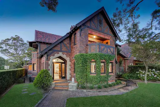 231 Sailors Bay Road, Northbridge Purchased by Prosper Group