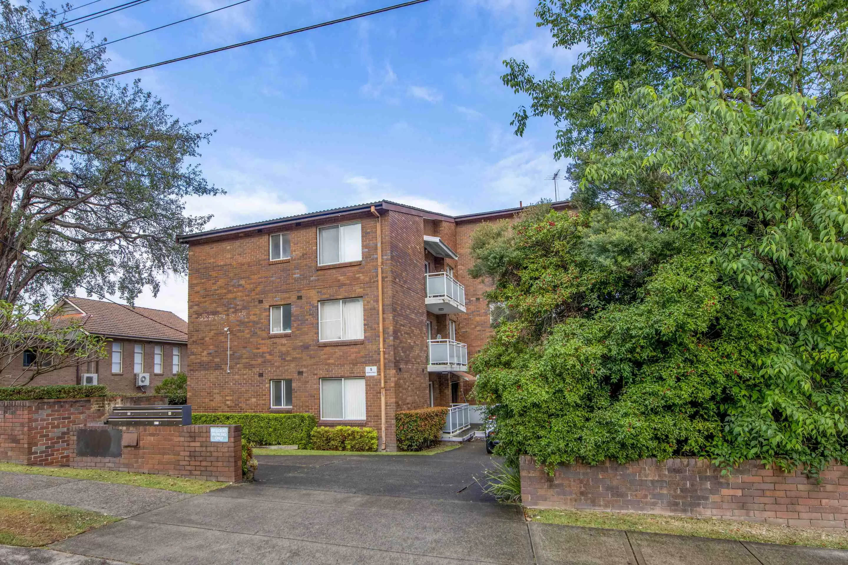 20/5 Maxim Street, West Ryde Leased by Prosper Group - image 1