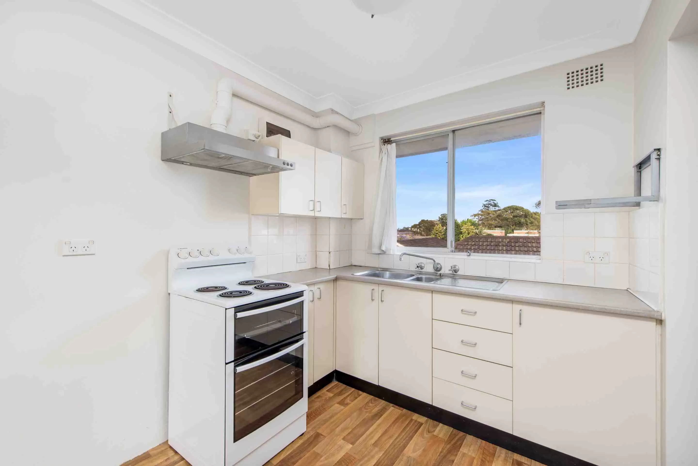 20/5 Maxim Street, West Ryde Leased by Prosper Group - image 1